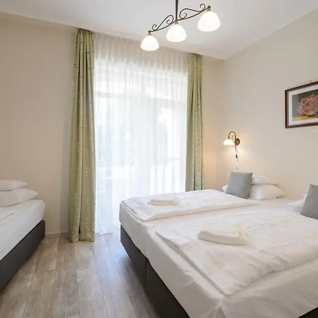 Illaberek Panzió Eger