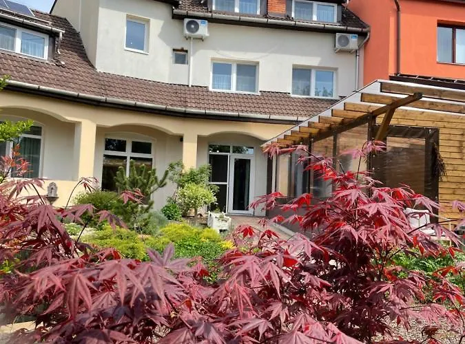 Illaberek Panzio Pensjonat 4*