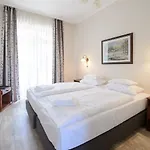 Illaberek Panzio Gasthof 4*