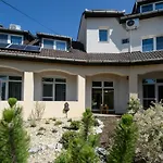 Illaberek Panzio 4*