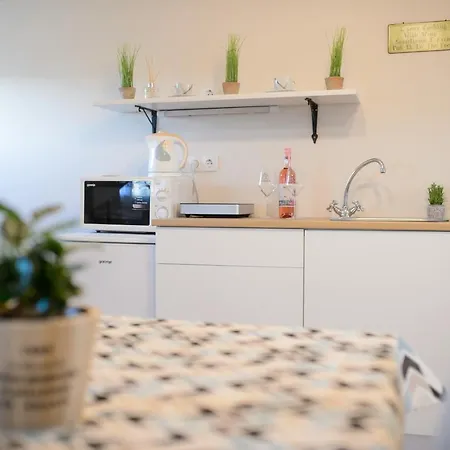Illaberek Panzio Guest house Eger