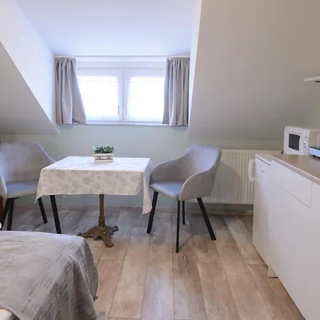 Illaberek Panzio Guest house Eger